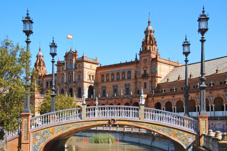 plaza_de_espana_in_seville_spain