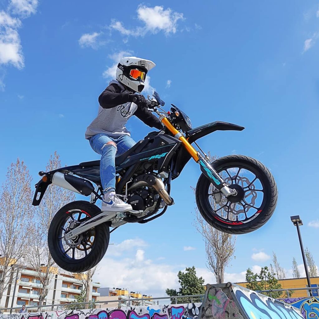 Rieju MRT 50 SM Détails-16