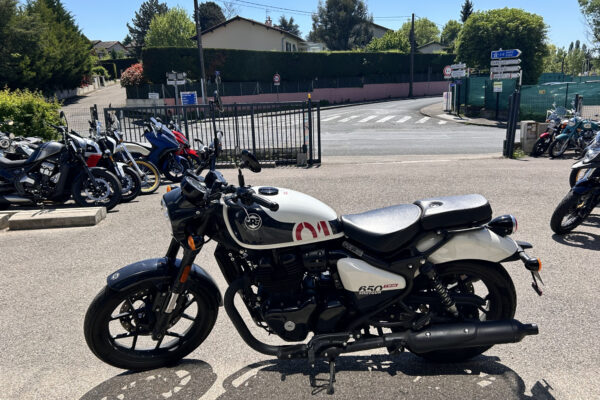 ROYAL ENFIELD SHOTGUN 650 - OCCASION 3 ROYAL ENFIELD SHOTGUN 650 - OCCASION 3