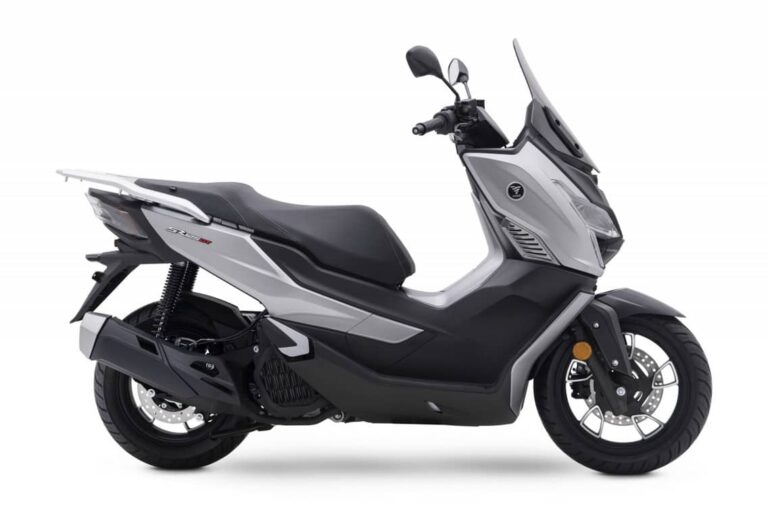 voge-SR1-GT2-768x513