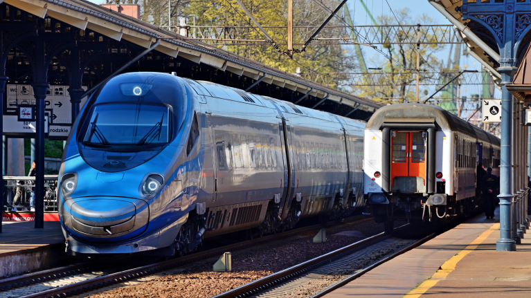 express_intercity_poland_train_image